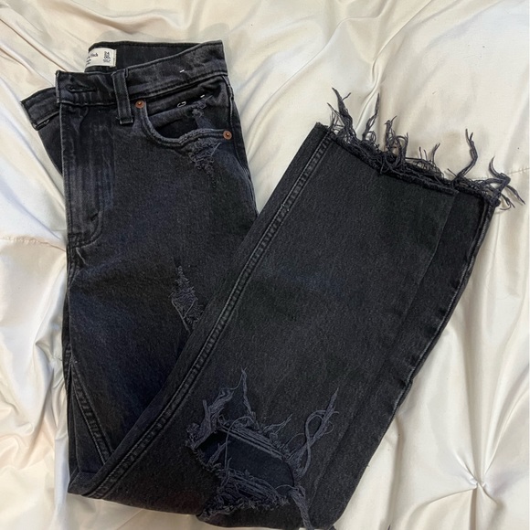 ABERCROMBIE & FITCH The 90's Straight Ultra High Rise Distressed Fray Hem 00 W24 - Picture 2 of 6